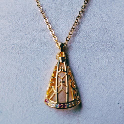 Colar Dourado Nossa Sra. Aparecida Pingente Vazado