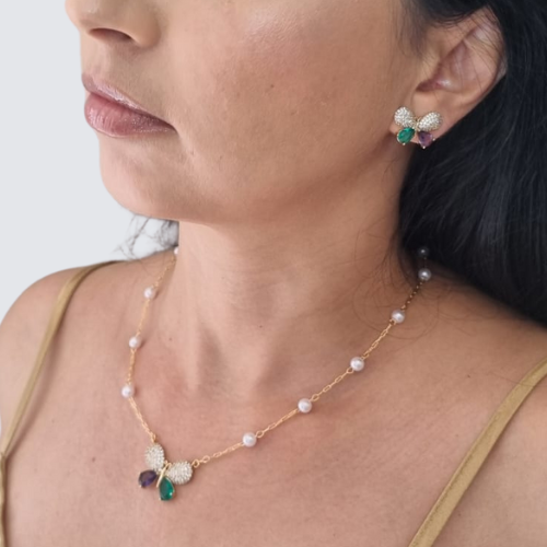 Conjunto Dourado Colar Brincos Borboleta